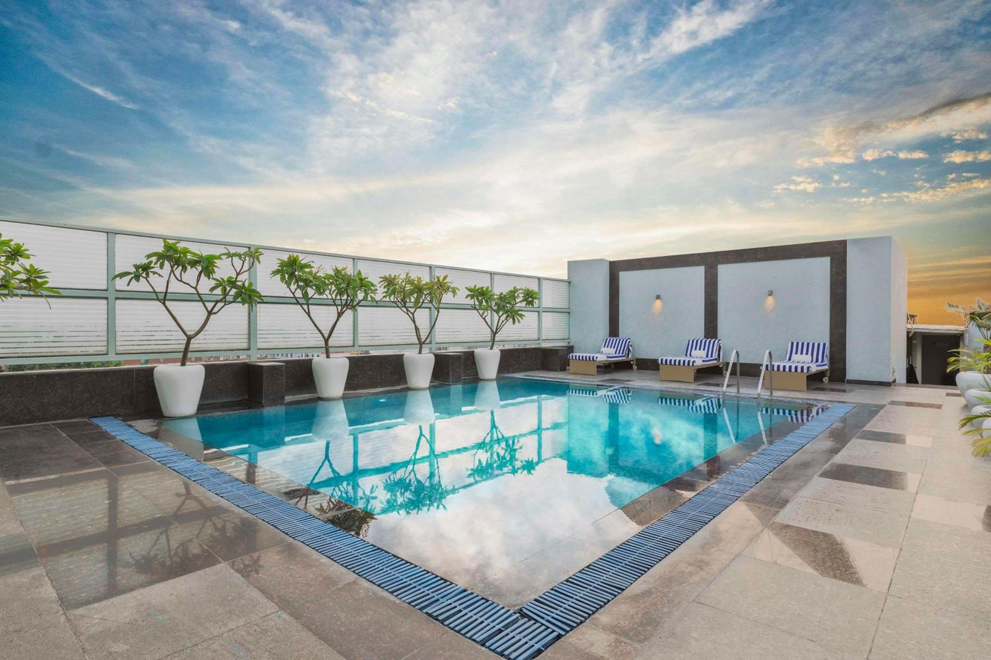 Country Inn & Suites By Radisson, Gurugram Sector 12 Γκουργκάον Εξωτερικό φωτογραφία
