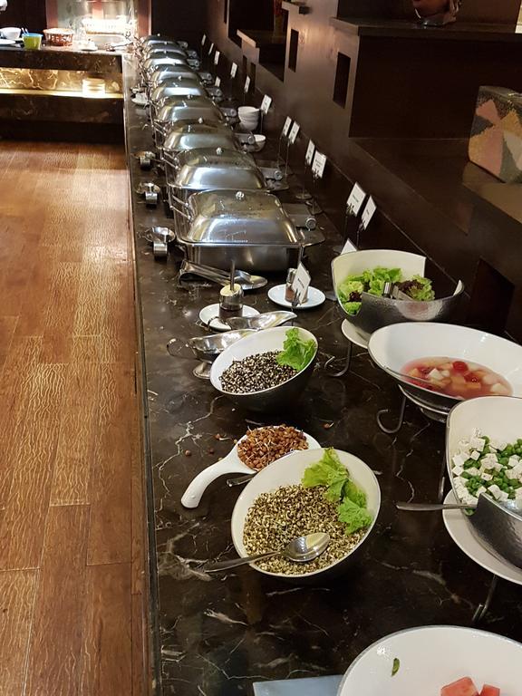 Country Inn & Suites By Radisson, Gurugram Sector 12 Γκουργκάον Εξωτερικό φωτογραφία