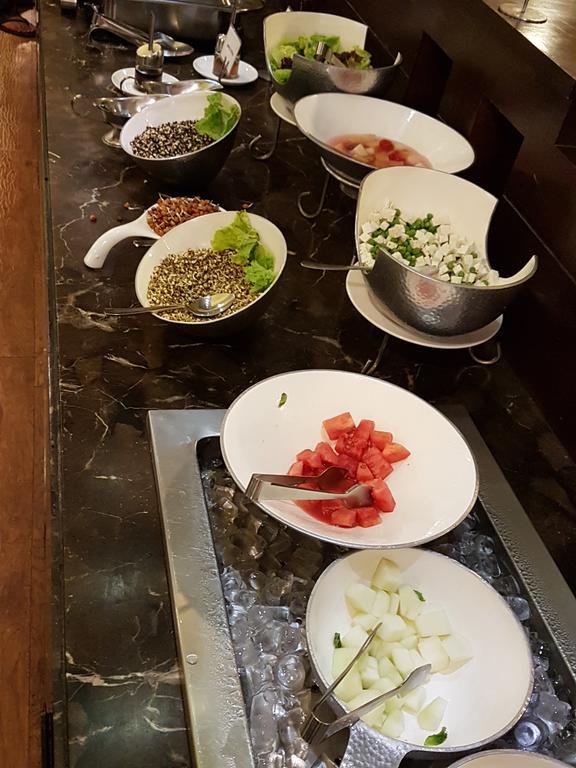Country Inn & Suites By Radisson, Gurugram Sector 12 Γκουργκάον Εξωτερικό φωτογραφία