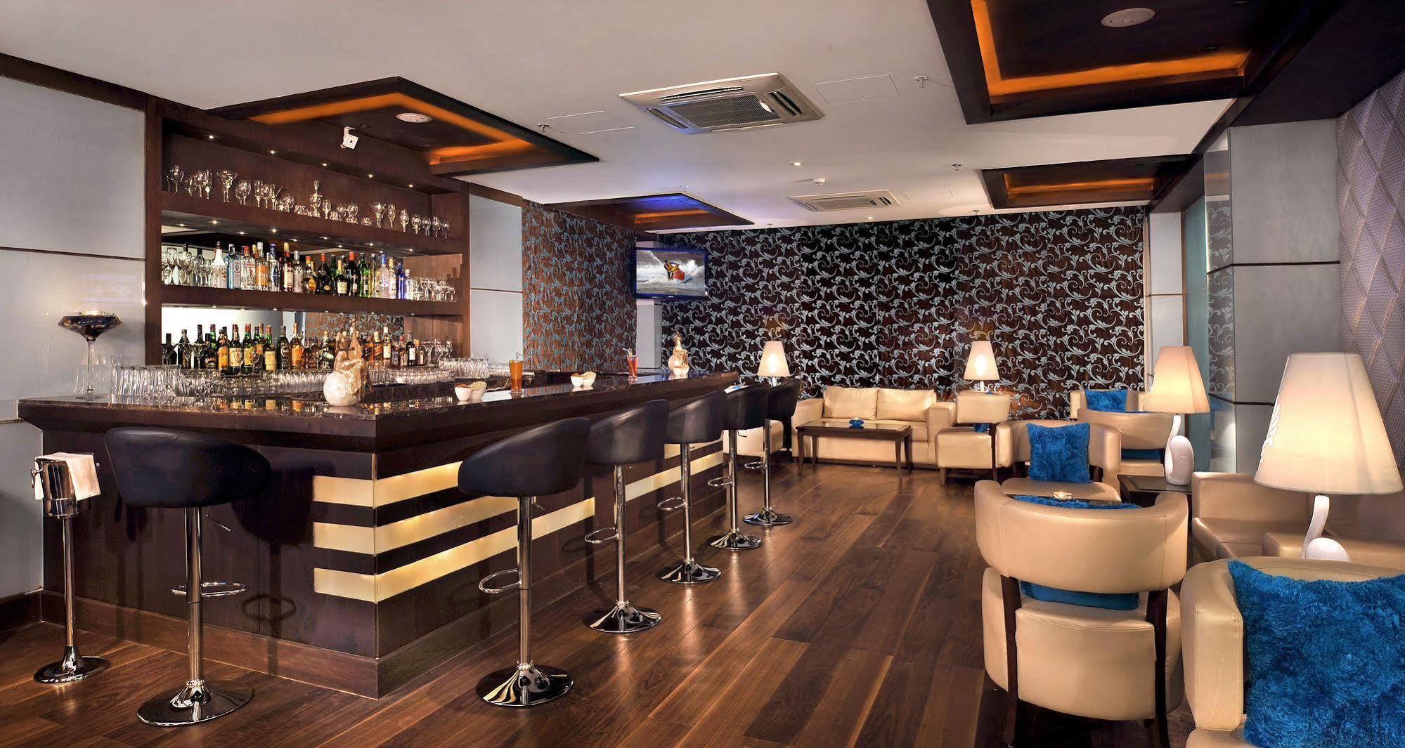 Country Inn & Suites By Radisson, Gurugram Sector 12 Γκουργκάον Εστιατόριο φωτογραφία